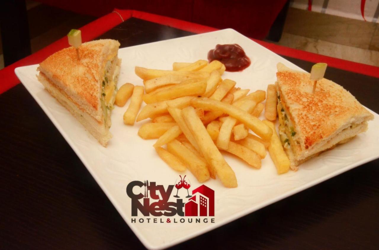 City Nest Hotel Ogombo Екстериор снимка